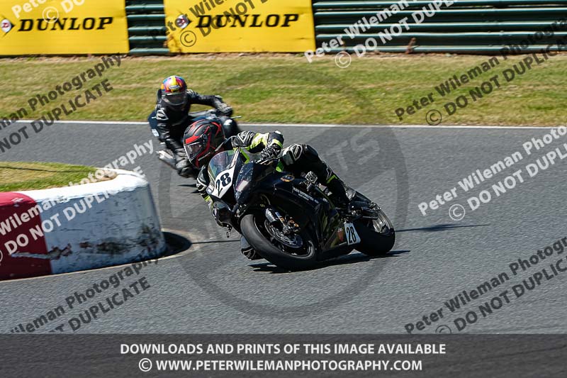 enduro digital images;event digital images;eventdigitalimages;mallory park;mallory park photographs;mallory park trackday;mallory park trackday photographs;no limits trackdays;peter wileman photography;racing digital images;trackday digital images;trackday photos